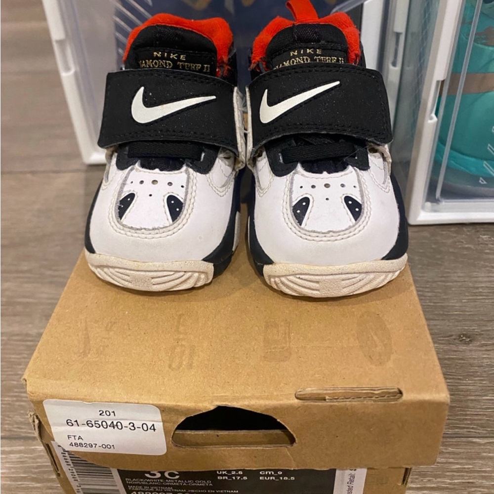 Toddler Nike Diamond Turf size 3c